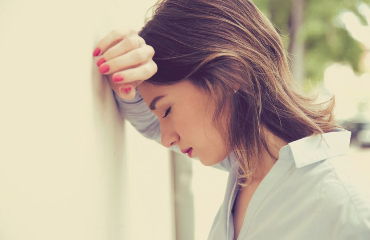 Ritmul alert al vieții trimite tot mai mulți români la psiholog. Cum afectează presiunea zilnică sănătatea oamenilor