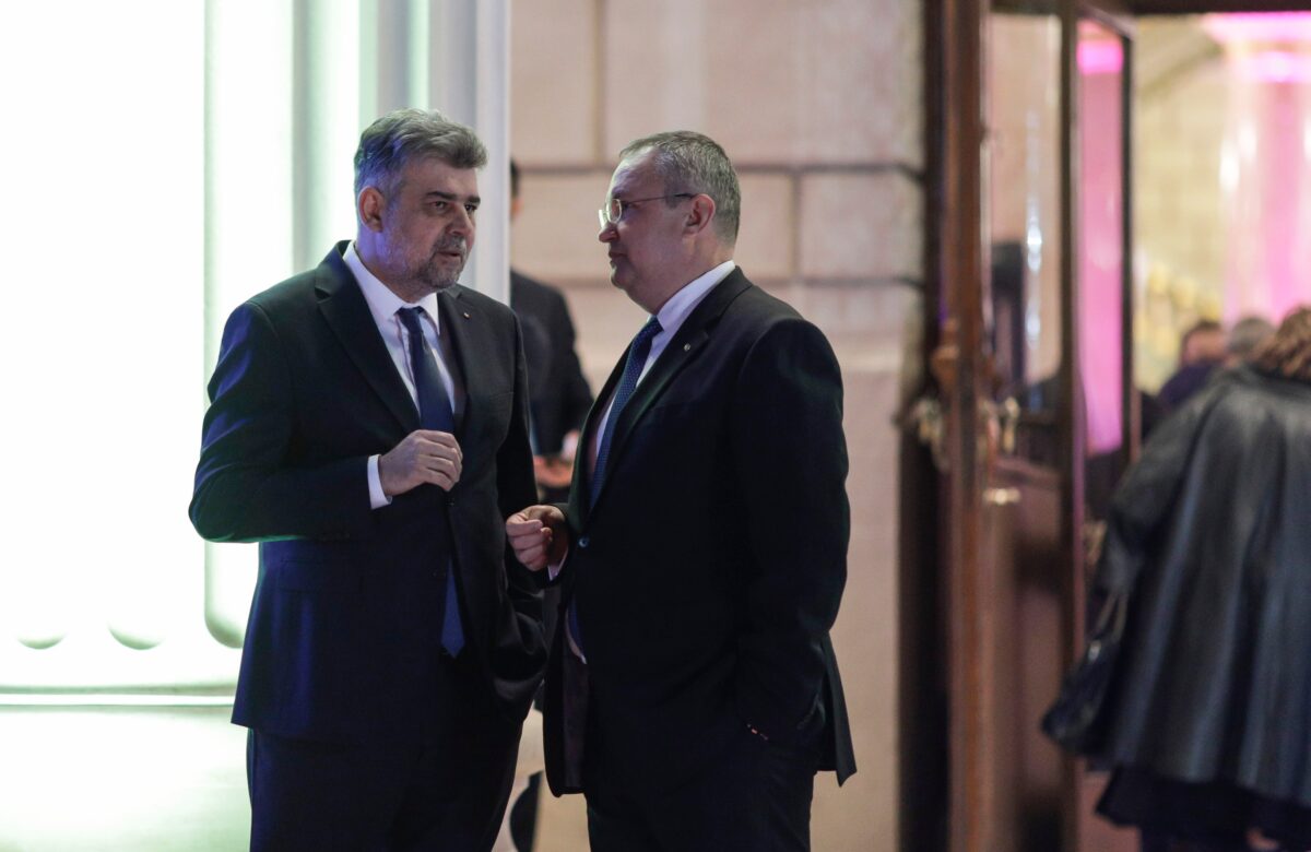 De ce au scăzut partidele de la Putere în sondaje. Paradoxul USR | ANALIZĂ