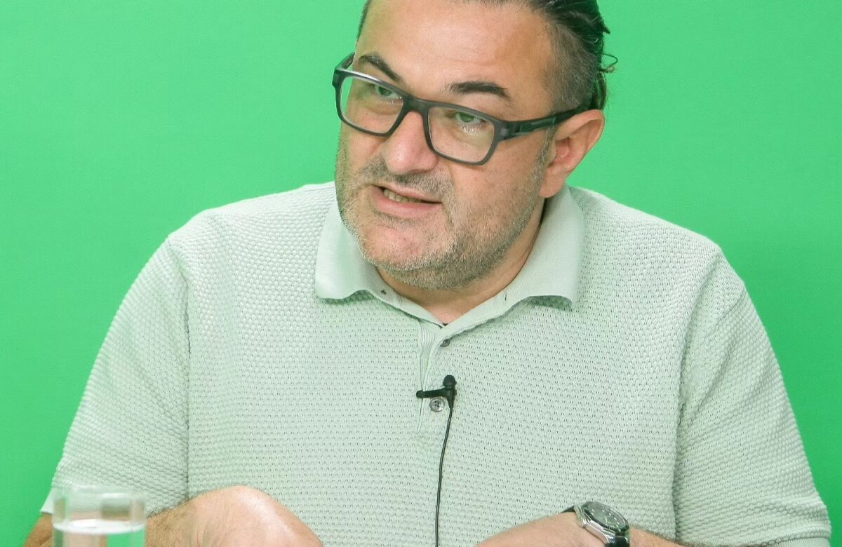 Jocuri cu tentă politică la vârful Facultății de Jurnalism din cadrul Universității București