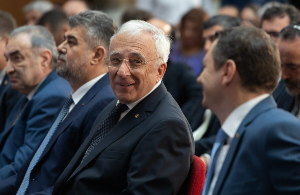 Guvernatorul BNR, despre listarea Hidroelectrica: „Bursa de Valori din București își de astăzi examenul de maturitate”