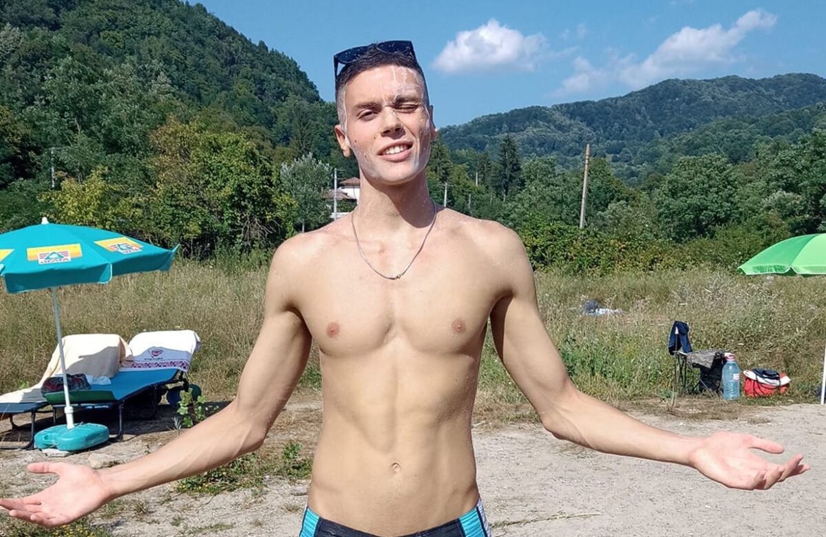 Unde petrece în vacanță David Popovici, nimeni nu se aștepta
