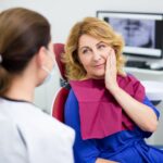 Resorbția osoasă nu te mai ține pe loc. Soluția integrativă care îți redă dantura, chiar și în cazuri complexe