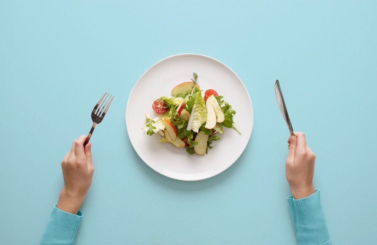 Ce este ortorexia și cât de periculos e când alimentația sănătoasă devine obsesie