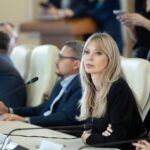 Ruptură în PSD. Grindeanu îi cere Victoriei Stoiciu să plece și din Parlament. Reacția senatoarei