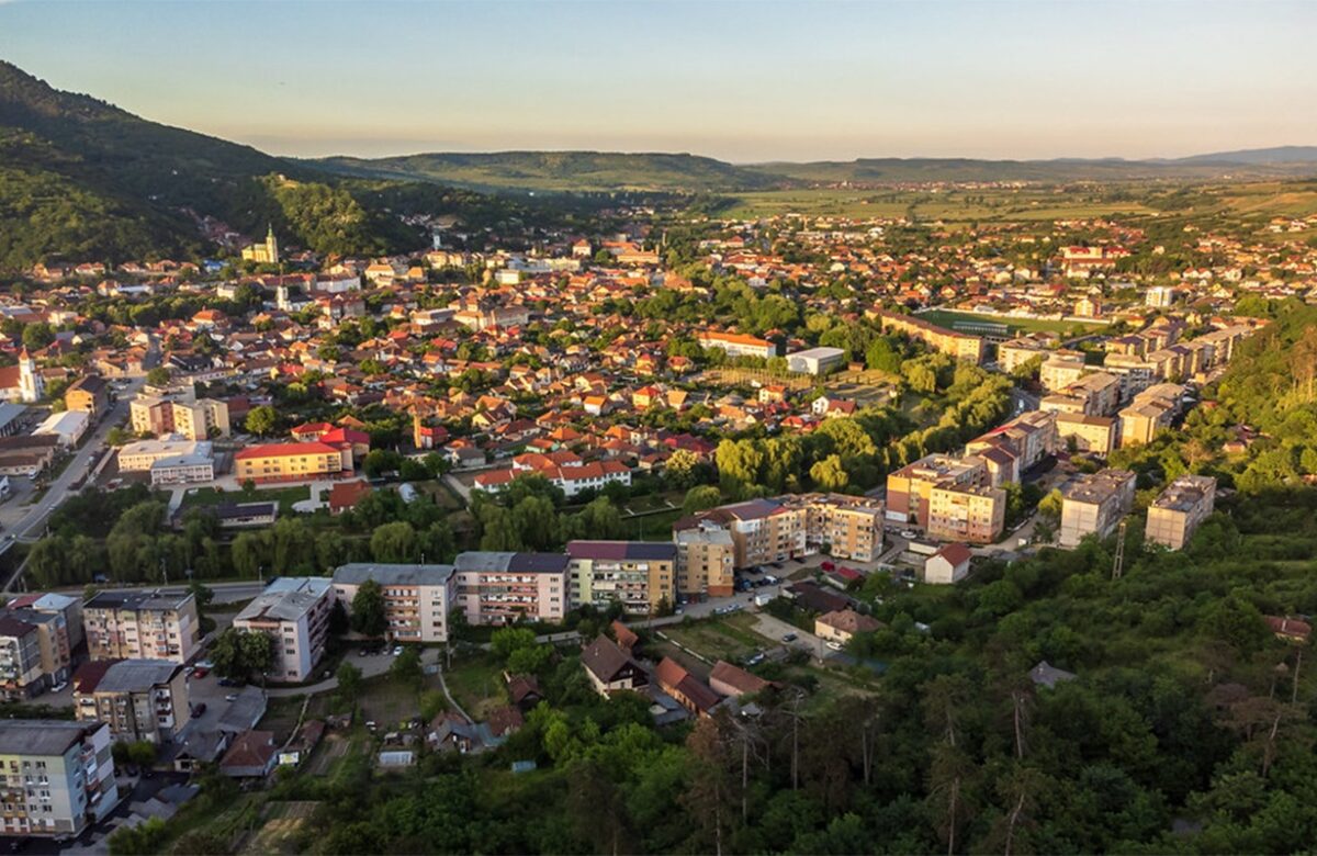 Orașul din România în care o garsonieră se vinde cu doar 6.000 euro acum, în luna aprilie 2026