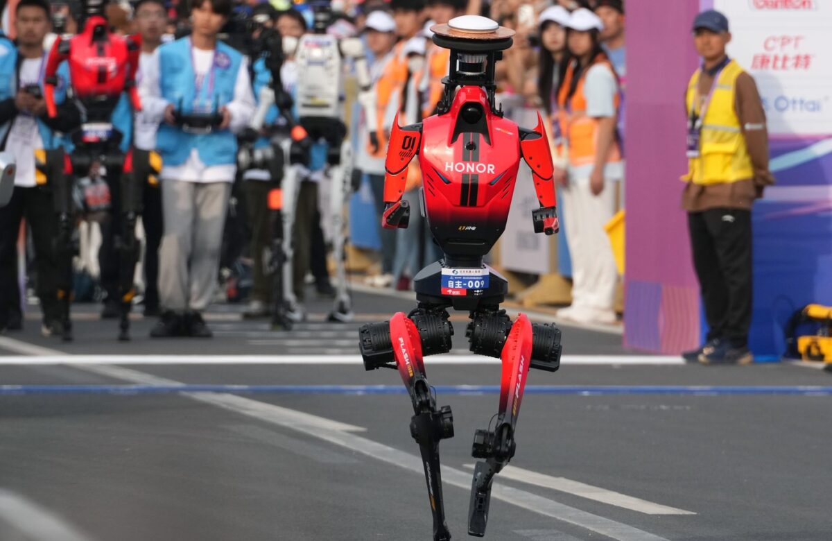 China a schimbat definitiv lumea cu acest robot umanoid