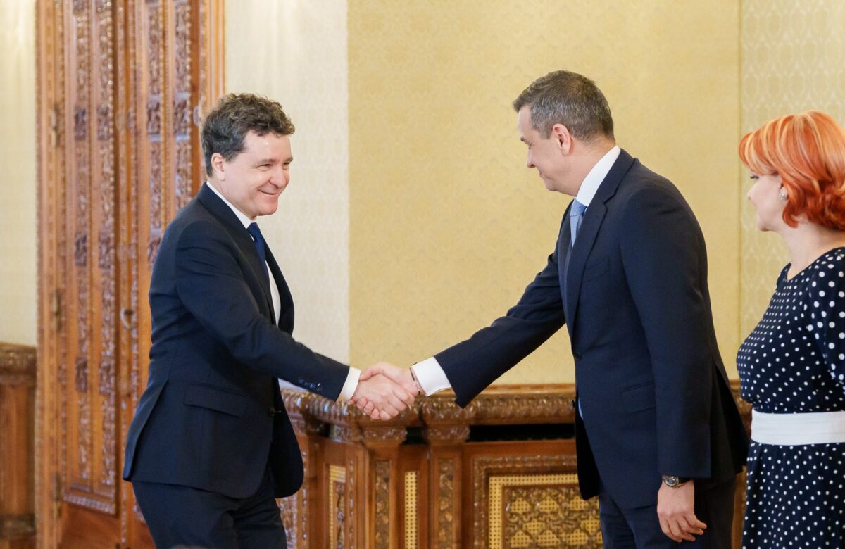 Scenariile luate în calcul după șahul dat de PNL, explicate de un analist politic: „Toate formulele sunt slabe”