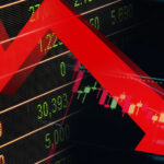 Semne de întrebare ale investitorilor, după prăbușirea acțiunilor unei companii la Bursa de Valori București. Vânzări de milioane înaintea unui anunț de restructurare