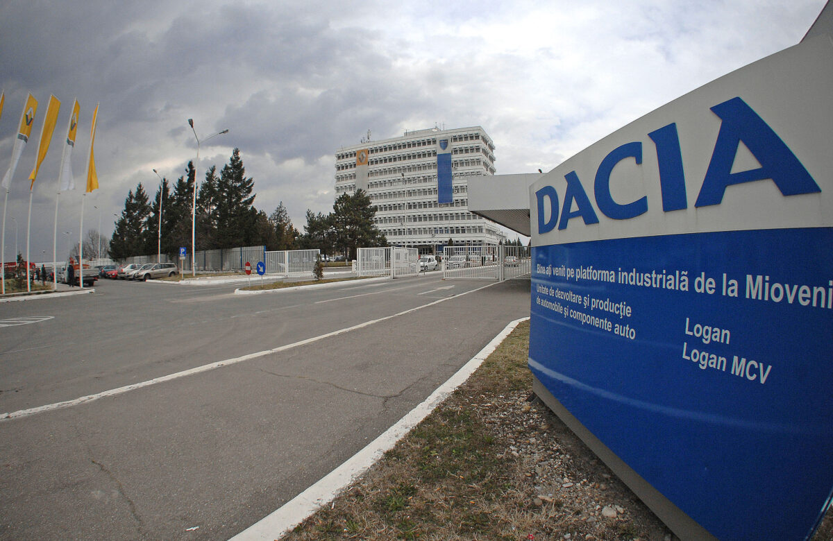Avertisment fără precedent al șefului Dacia
