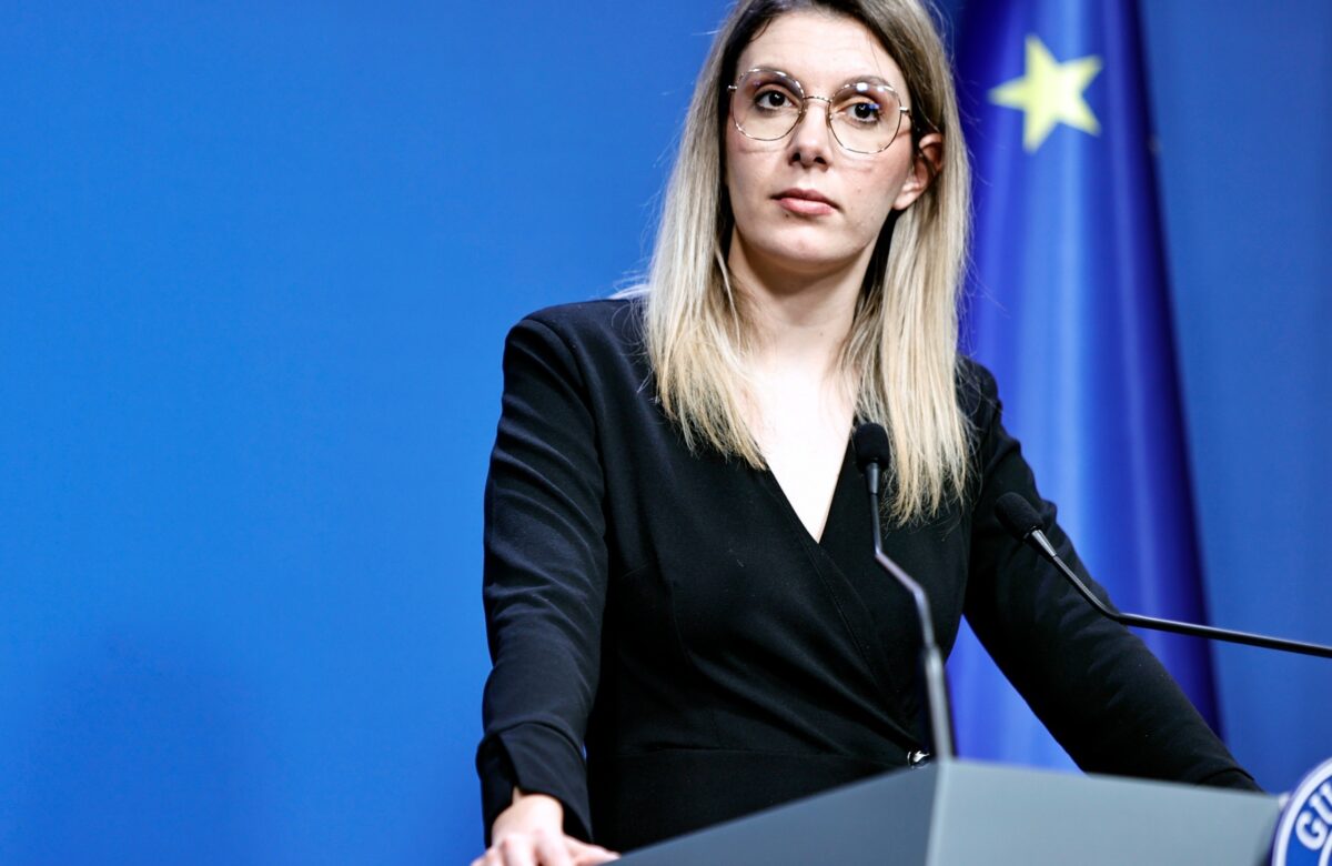 Procesul câștigat de Diana Buzoianu împotriva RA-APPS se reia de la zero. Ministrul Mediului, ironic: „Nu e normal să fie criticat sistemul de justiţie”