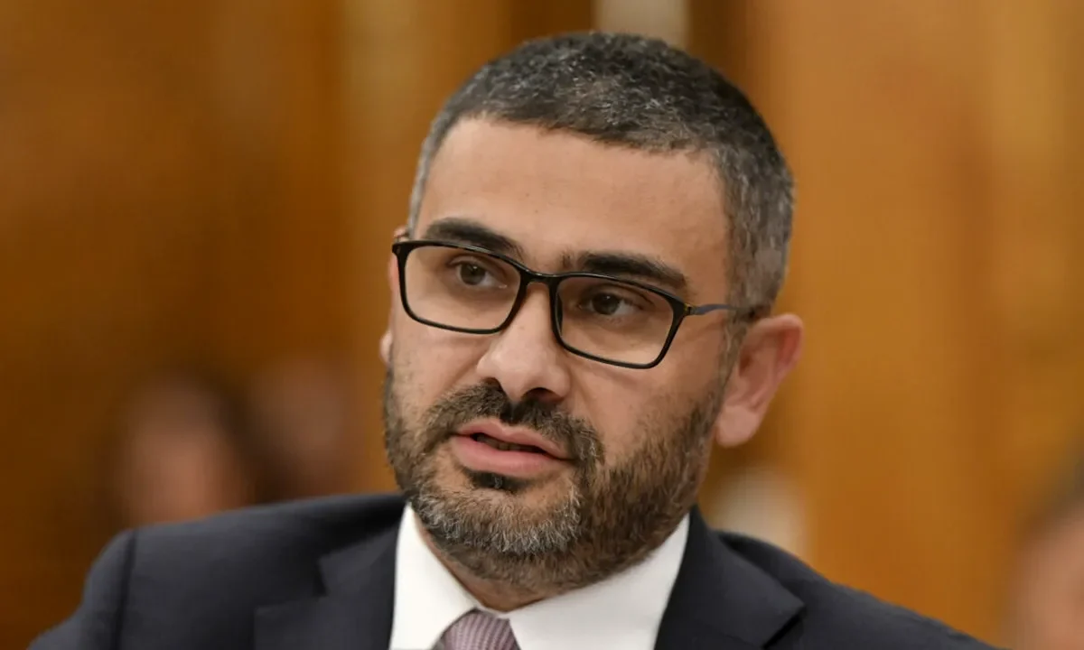 Legea salarizării dă mai mulți bani unui minister