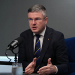 Darău, despre întrevederea dintre Bolojan și șefa CCR: „Coincidență nefericită. În Parlament nu poţi să ascunzi o întâlnire”