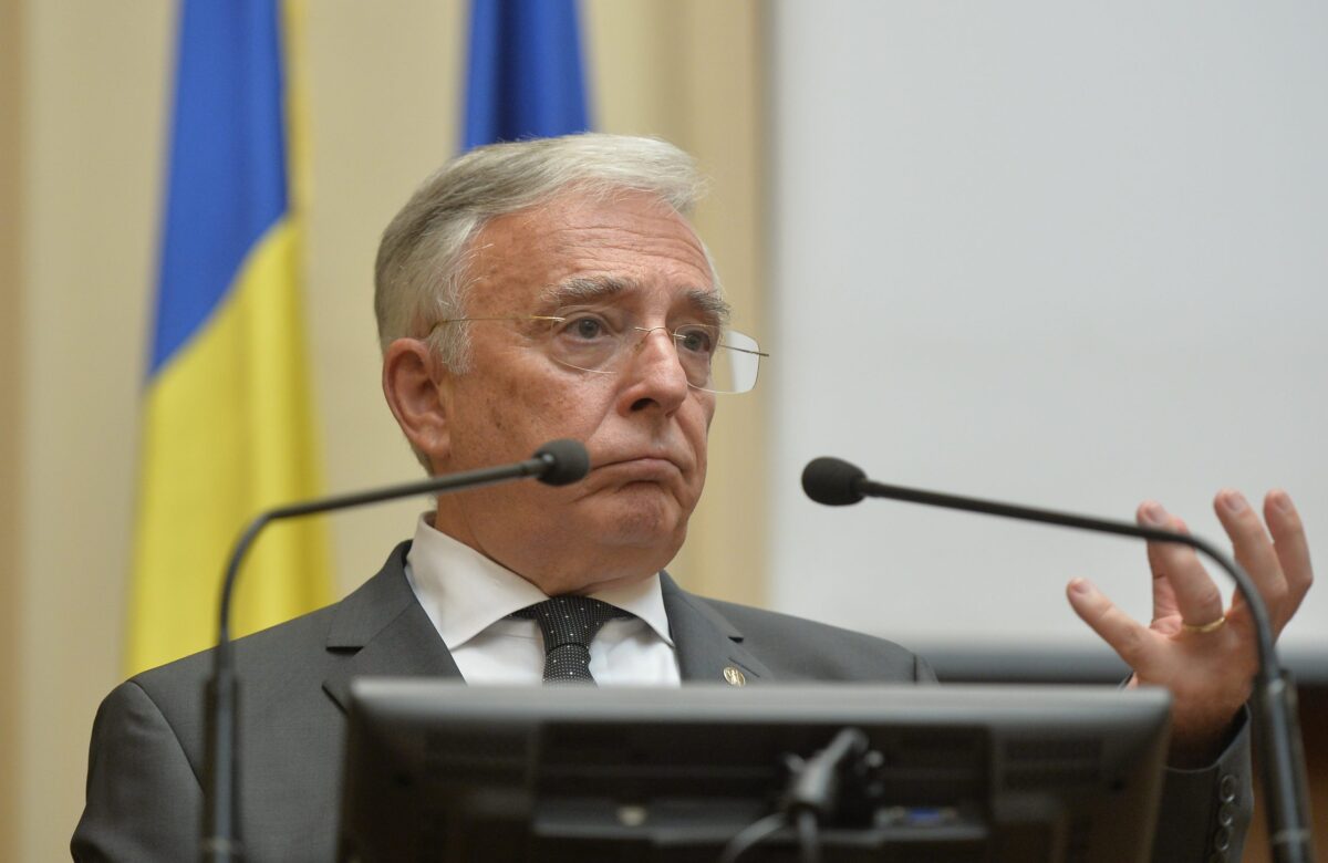 Cât costă euro și dolarul