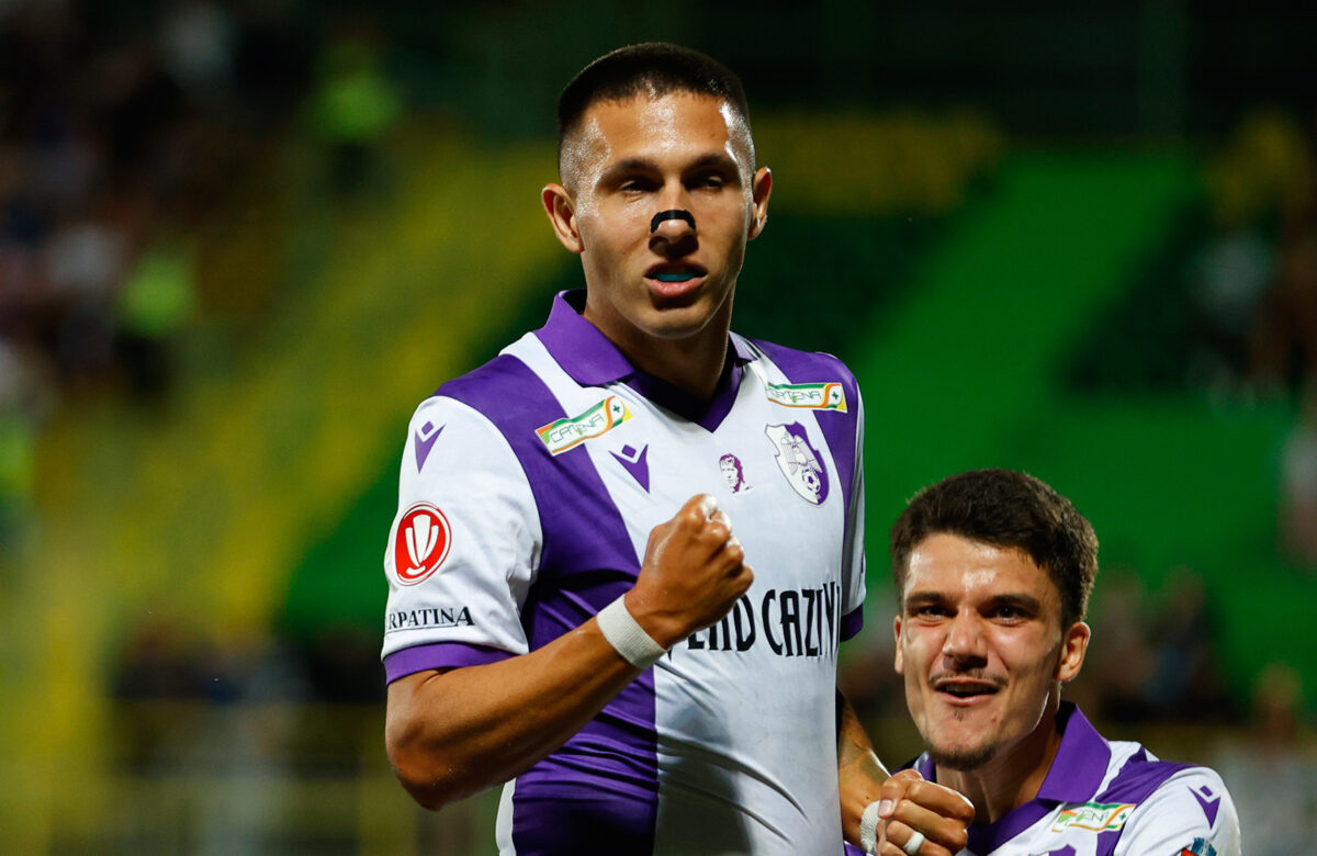 Ce i-a spus Bogdan Andone lui Robert Moldoveanu, autorul unui gol cu Farul, chiar în dimineața meciului!