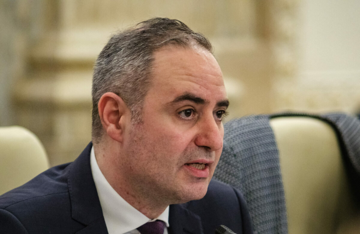 Alexandru Nazare anunță o creștere economică în 2027, după ce România a evitat la limită retrogradarea în „junk”