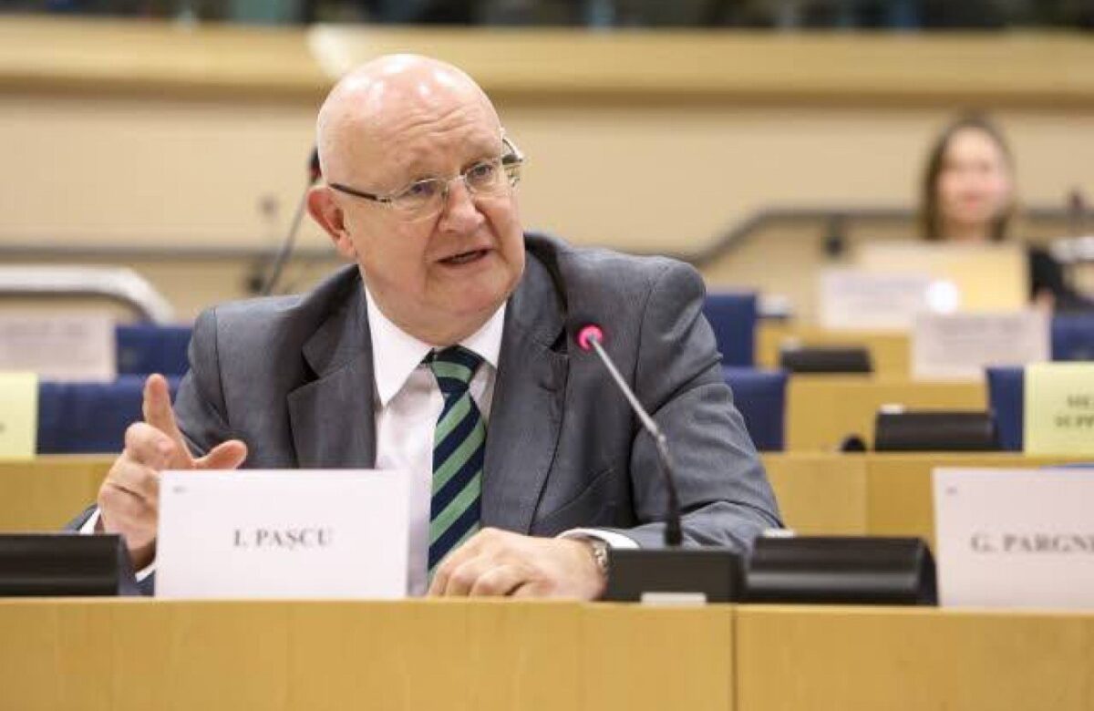 Ioan Mircea Pașcu, invitatul primei ediții a emisiunii „Agenda Internațională”, realizate de Răzvan Munteanu, de la ora 19.00, la „Adevărul”