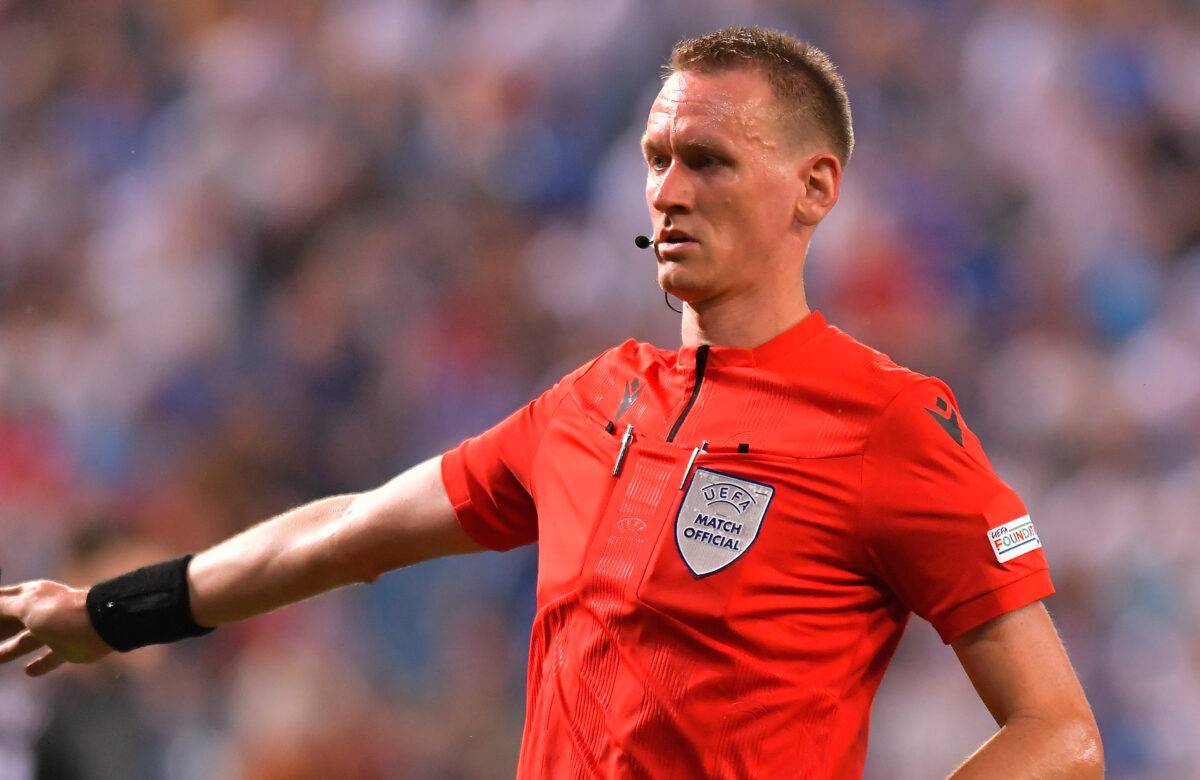 Cine e Ondrej Berka, arbitrul de la meciul Suedia – România