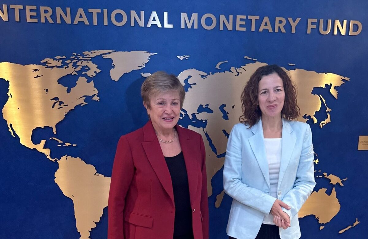 UE și FMI se pregătesc pentru șocul AI. Comisia Europeană caută soluții pentru angajații înlocuiți de inteligența artificială