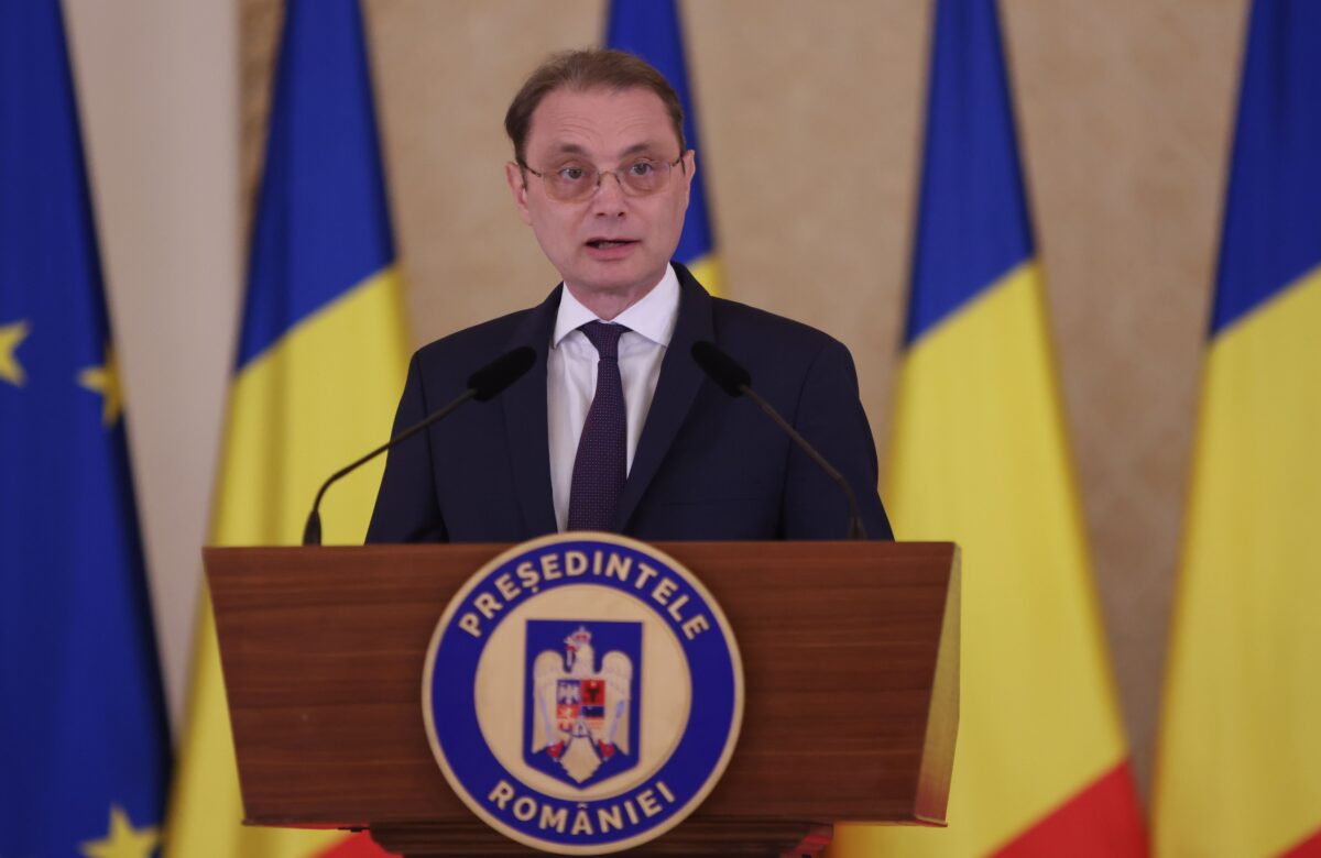Luca Niculescu respinge acuzațiile că ar fi „omul francezilor”: „Țara mea se numește România și o iubesc”