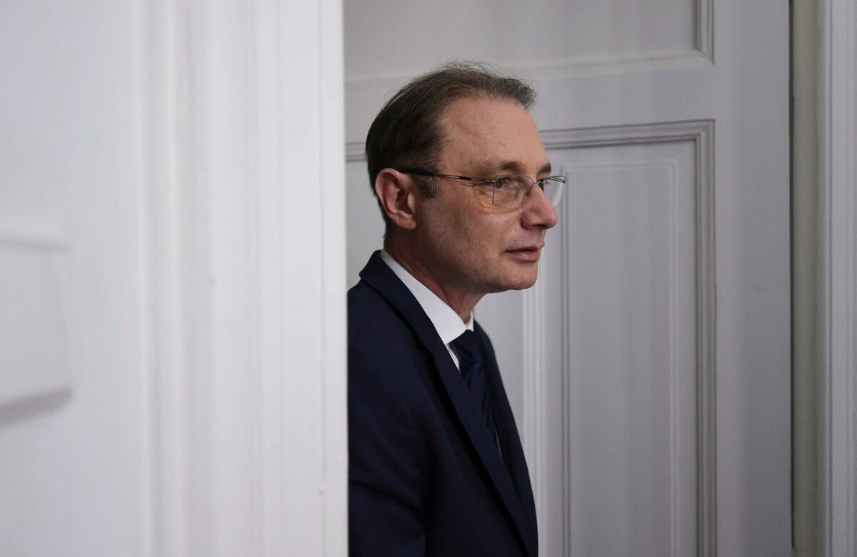Trei scenarii pentru viitorul Guvern. Luca Niculescu a clarificat dacă va negocia cu AUR pentru susținerea Executivului său