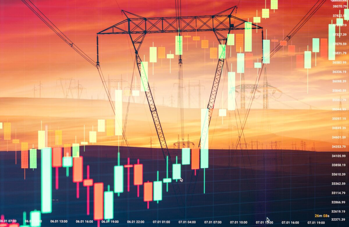 România a importat mai multă energie decât a produs. Aproape 3.400 MW, sâmbătă seară